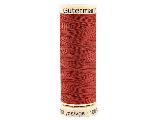 Fil Gutermann universel polyester 847