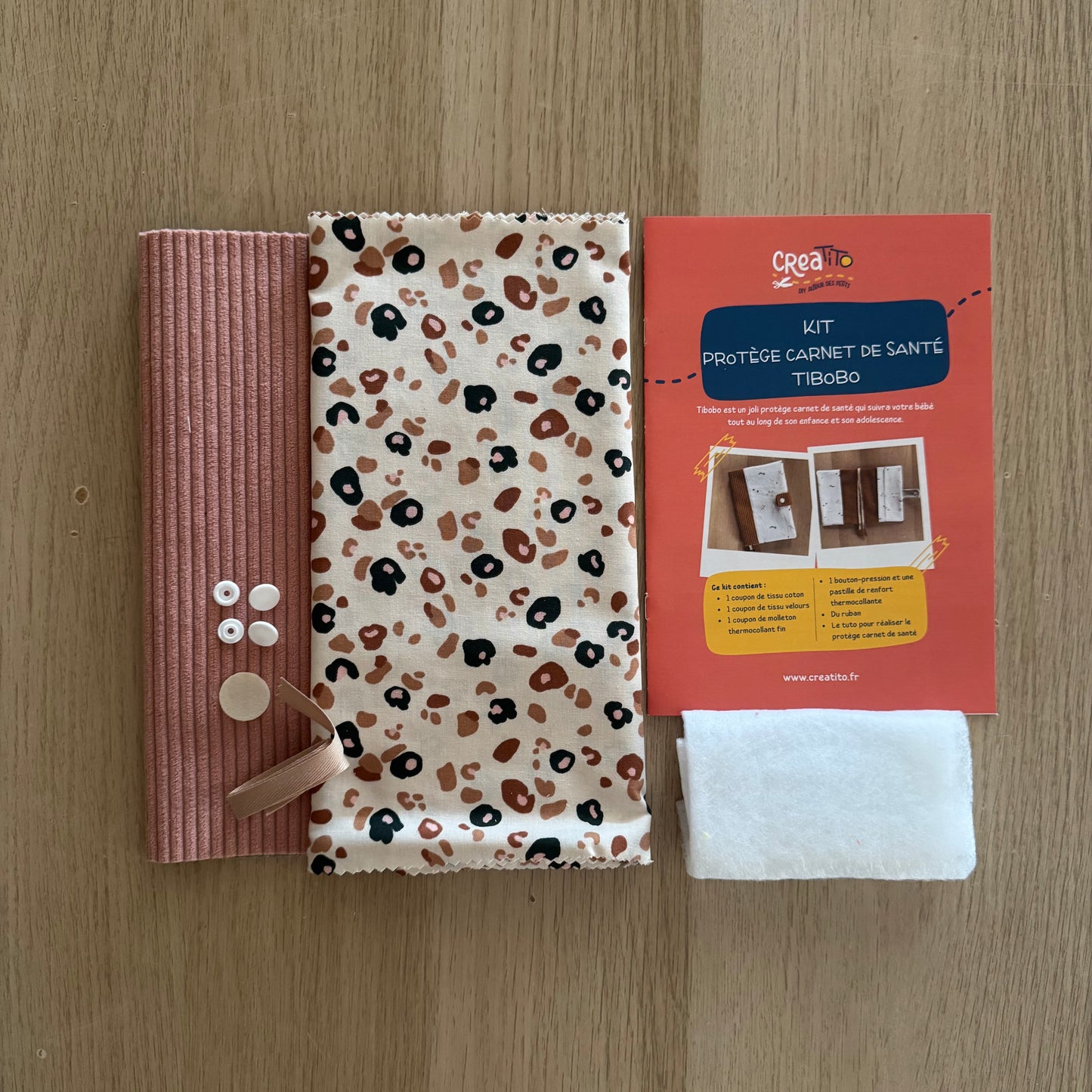 KIT Protège carnet de santé Tibobo Léo